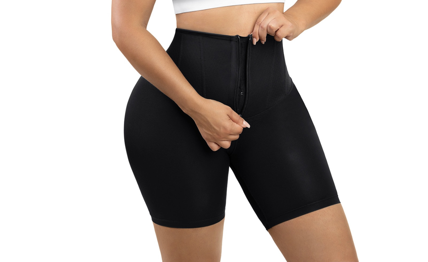 SCULPTFIT  SPORTS SHORTS